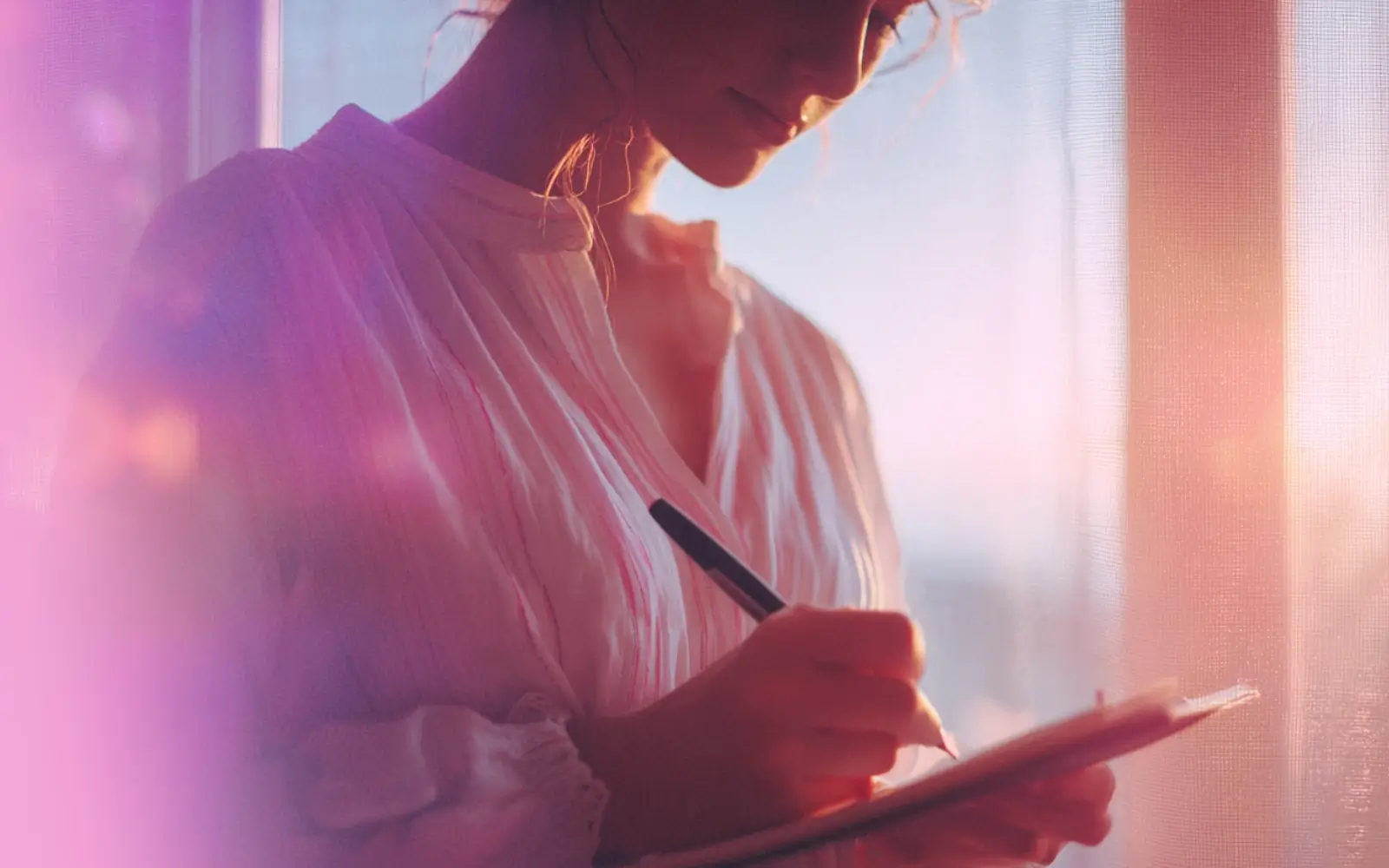 How to Journal Like a Professional -Building a Sustainable Journaling Habit