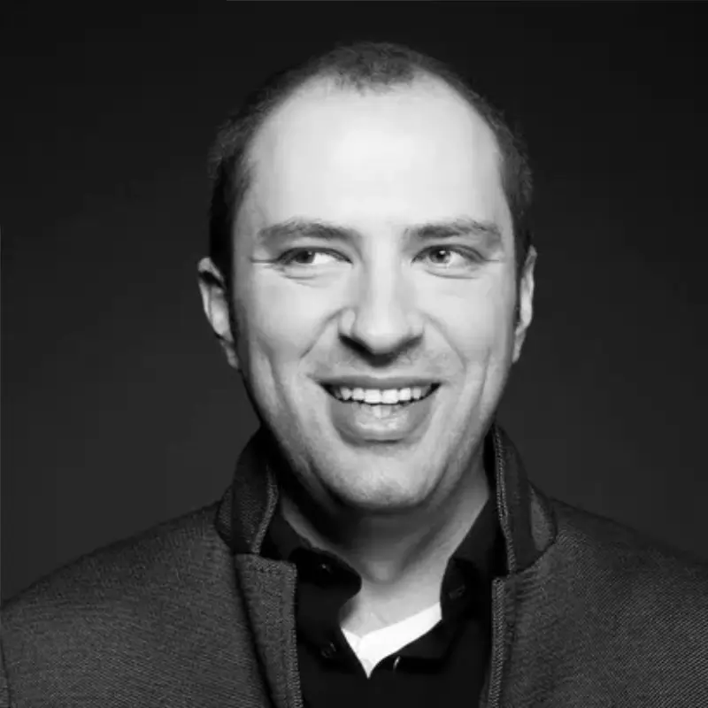 16 Successful People Who Quit Everything to Start Over and Succeed