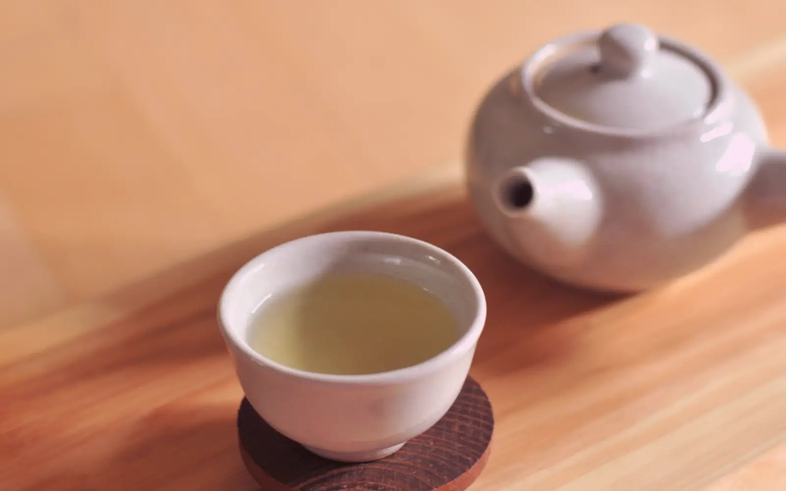 12 Things to Eat When You’re Feeling Like Crap - Green Tea by Na Visky