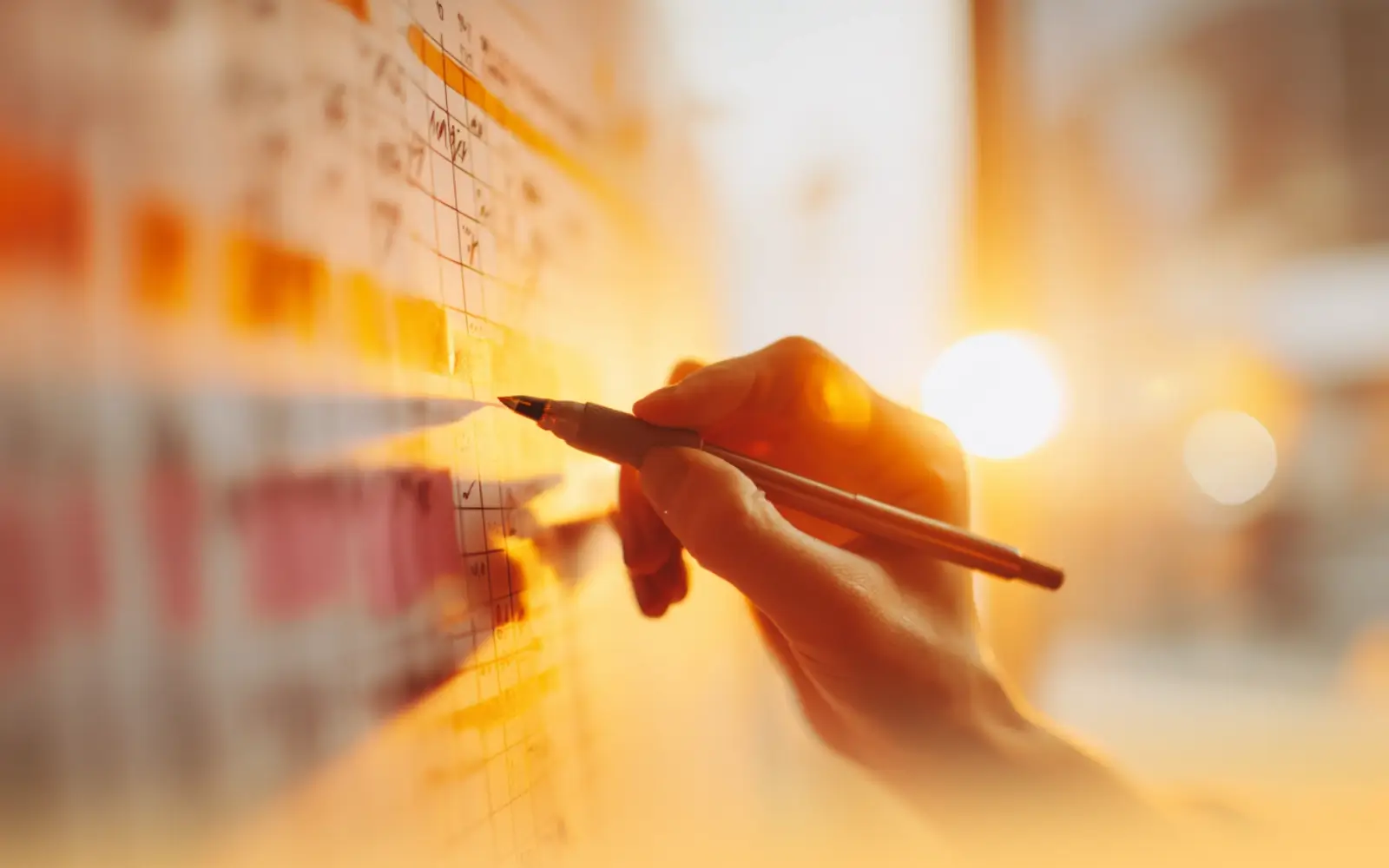 When to Make and When to Manage - Mode Scheduling Strategies