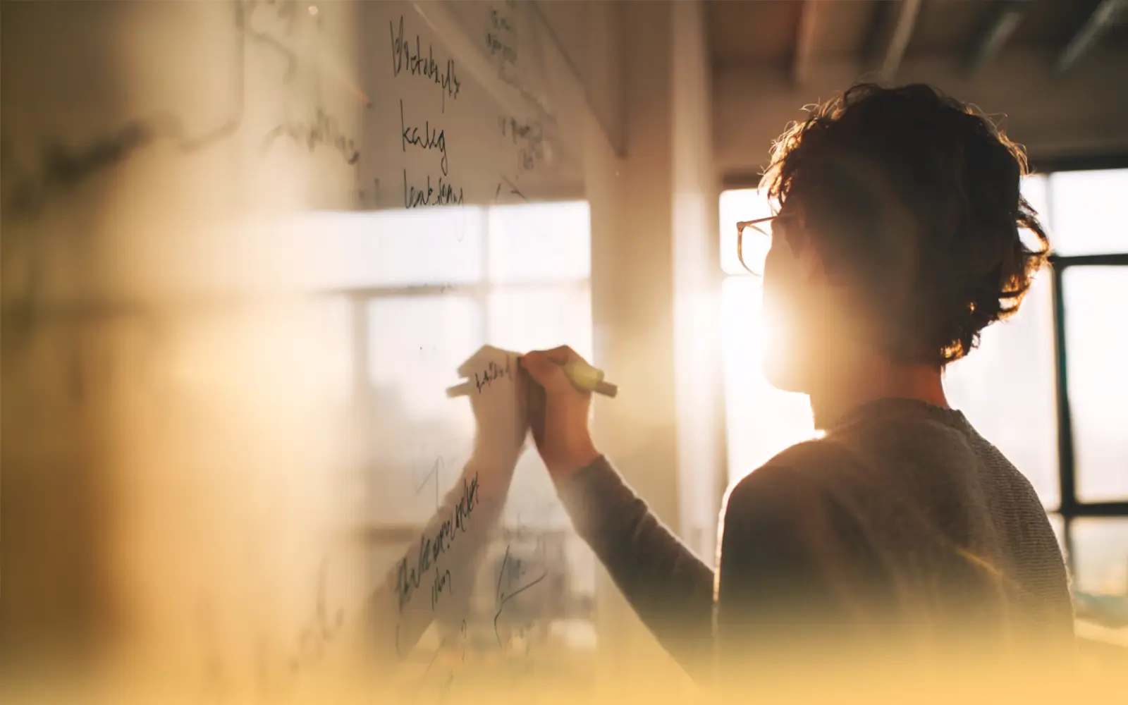 How to Work Less and Achieve More - Three New Rules of Peak Efficiency