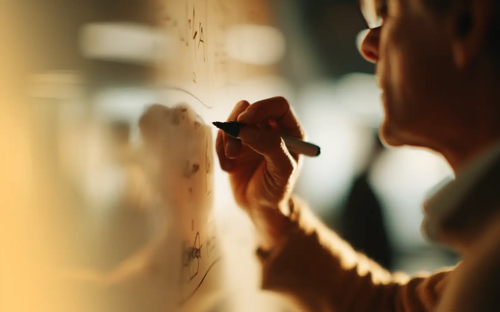 High Performers Use Weekly Reviews to Speed Up Career Growth: Why Weekly Reviews Drive Career Growth